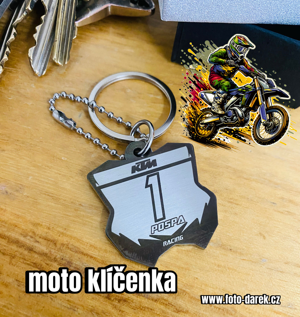 Motocross klíčenka s číslem a jménem