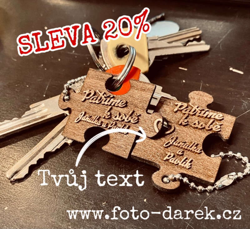 Dřevěná klíčenka pro dva